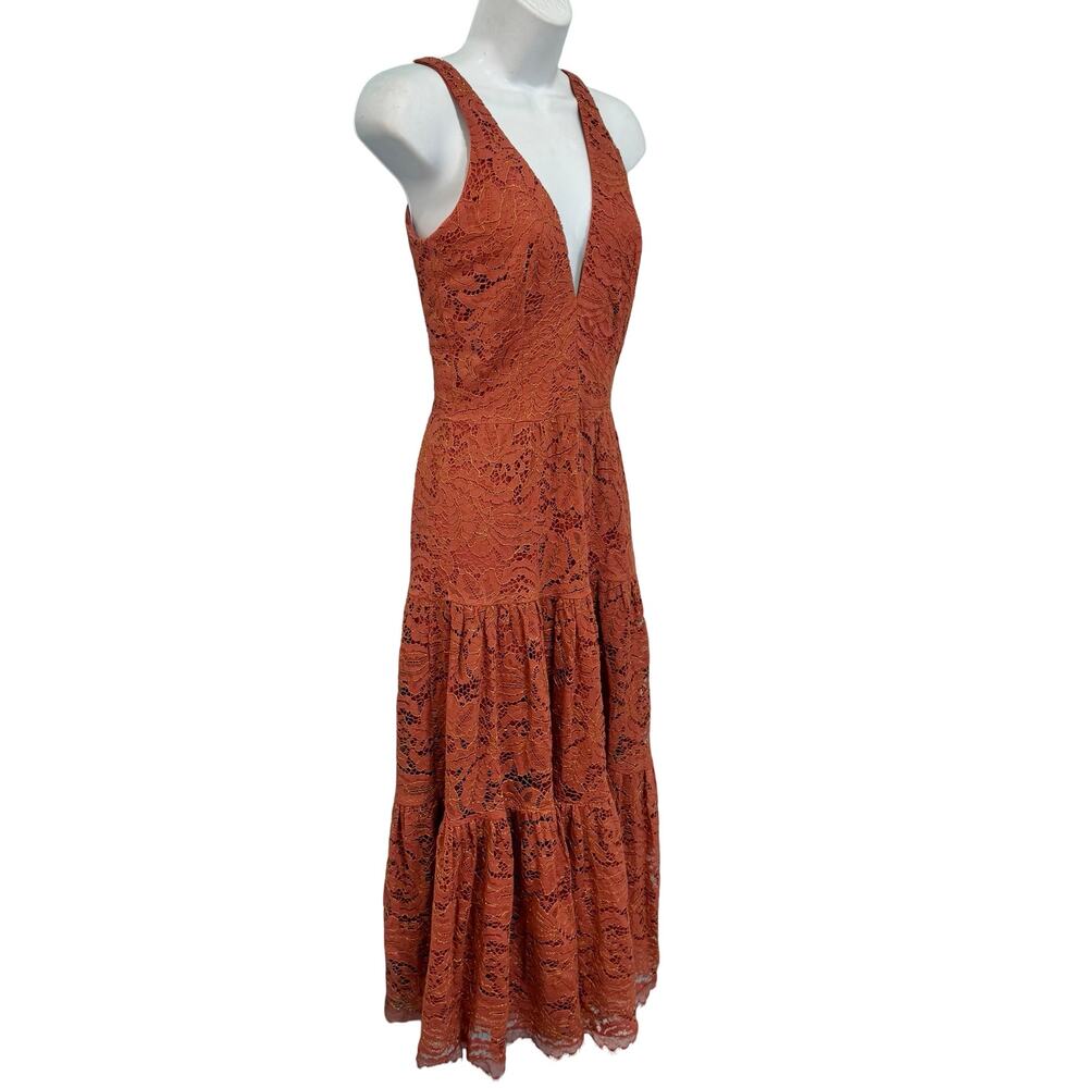 Dress the Population Burnt Orange Gold Lace Tiered V-Neck Midi Dress size S - Picture 11 of 16